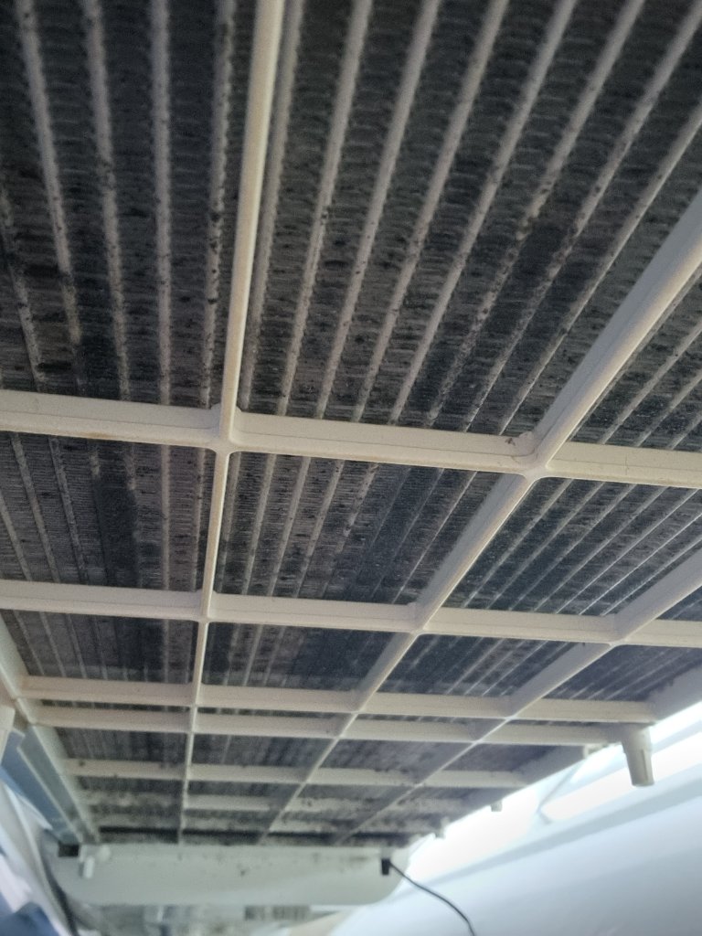 완전 분해 청소 후 정결한 송풍팬