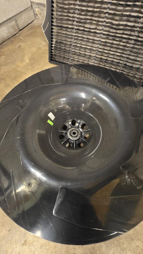 청소 후 선명하게 개선된 에어컨 성능