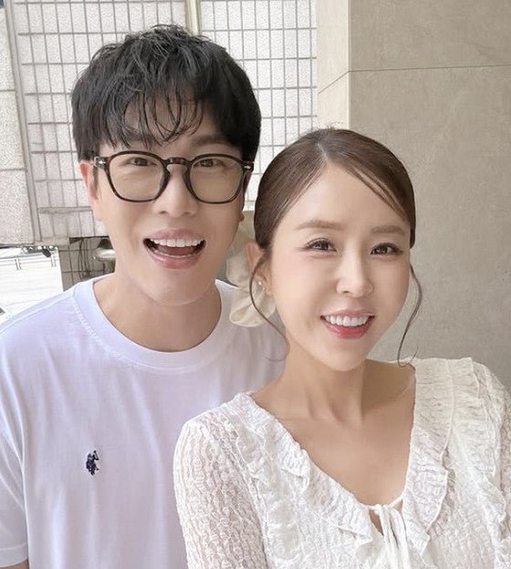 웨딩드레스와 신부 메이크업 준비 과정