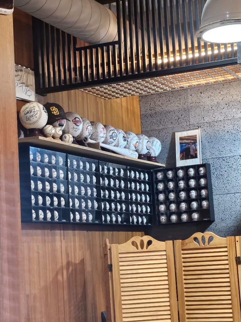 따뜻한 매운탕과 돌솥밥