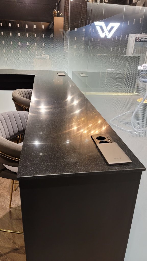 화장실 세면대와 조명 설계