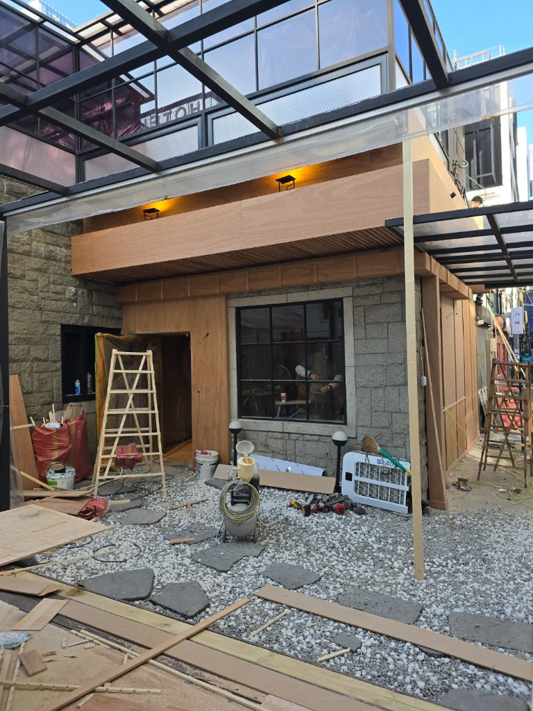 한지 아크릴 이미지월의 은은한 조명 연출