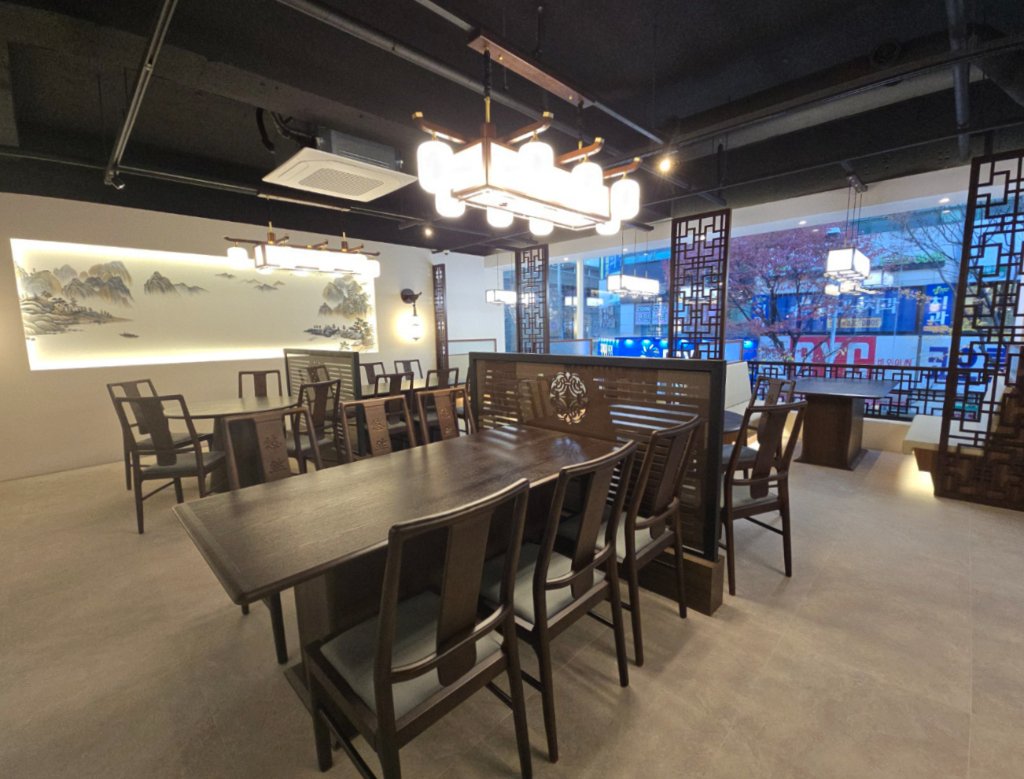 부산 중식당 주방의 효율적인 동선과 정리