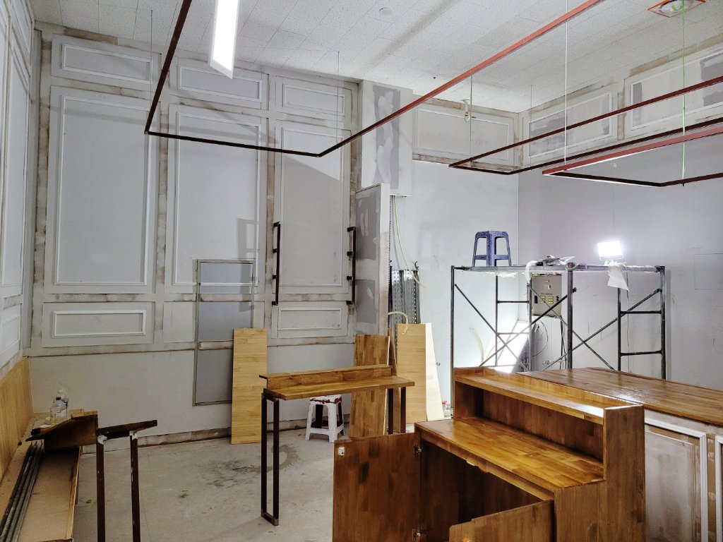 부산 명지 과일 샐러드 전문점의 레몬 컬러 인테리어 파사드