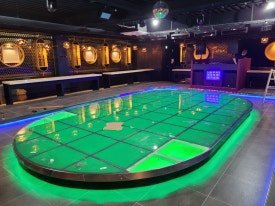 부산 바 인테리어 전체 공간 조망