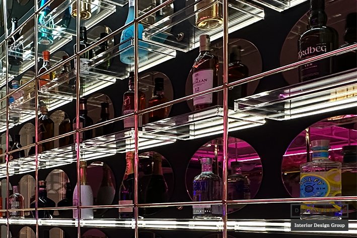 완성된 라운지바의 전체 분위기