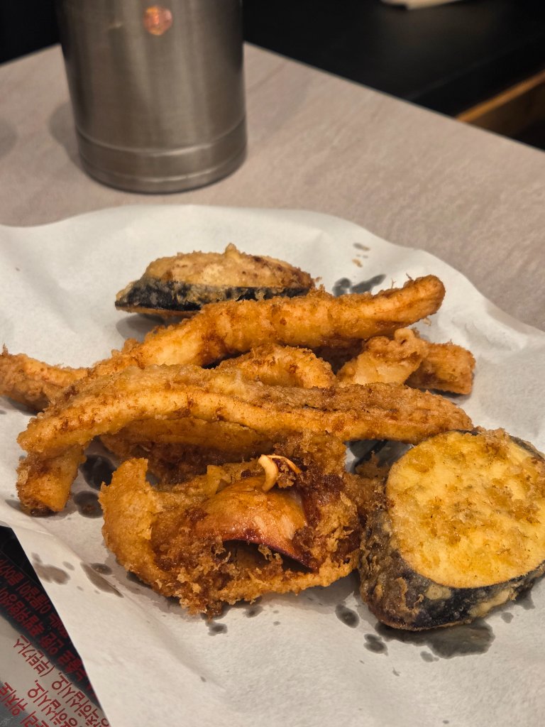 어리랑 영등포점의 외부 및 내부 모습