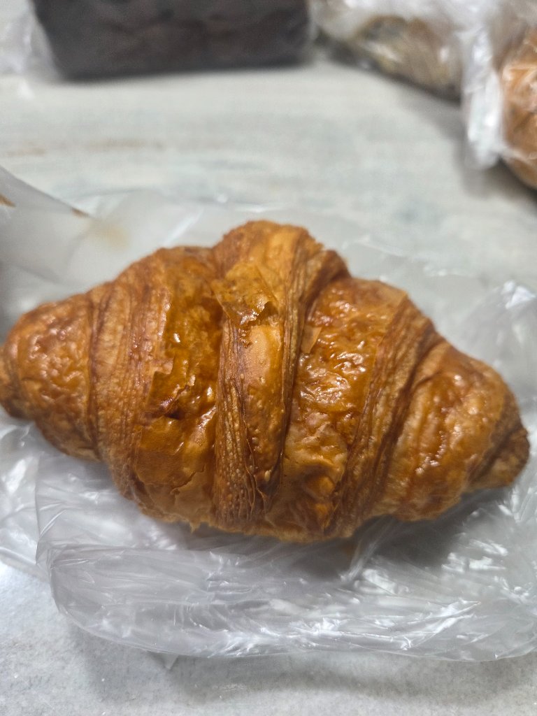 추계제빵소의 따뜻한 가게 분위기