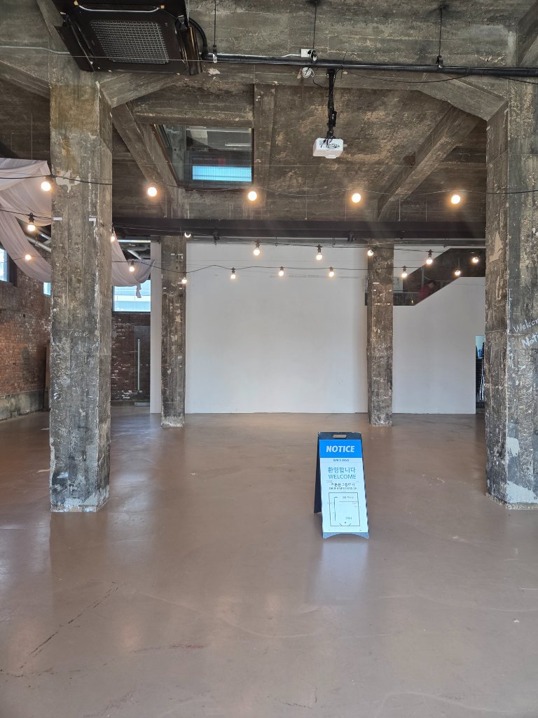 노티스까페에서 바라본 항구 뷰