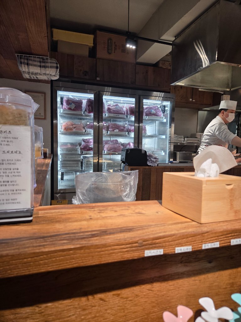 톤쇼우 카레와 된장국