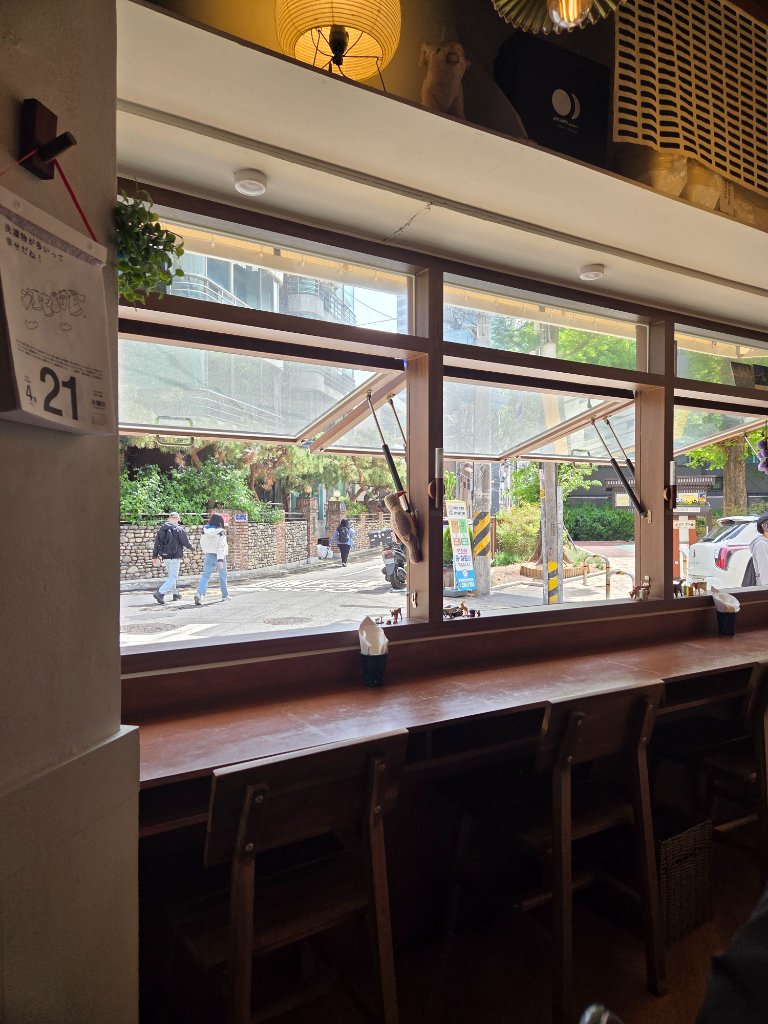 넌덕의 시그니처 메뉴 넌덕버거